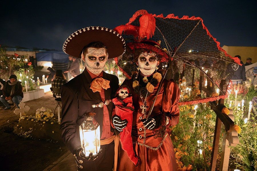 Kostum Halloween Bukan Lagi Buat Menakuti Hantu, Tapi Buat Menakuti Feed Kamu