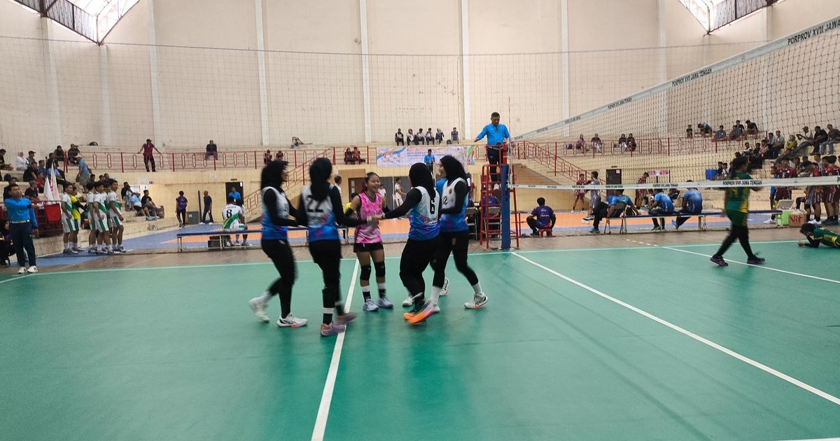 Meski Kalah dari Surakarta, Voli Putri Semarang Amankan Tiket Semifinal
