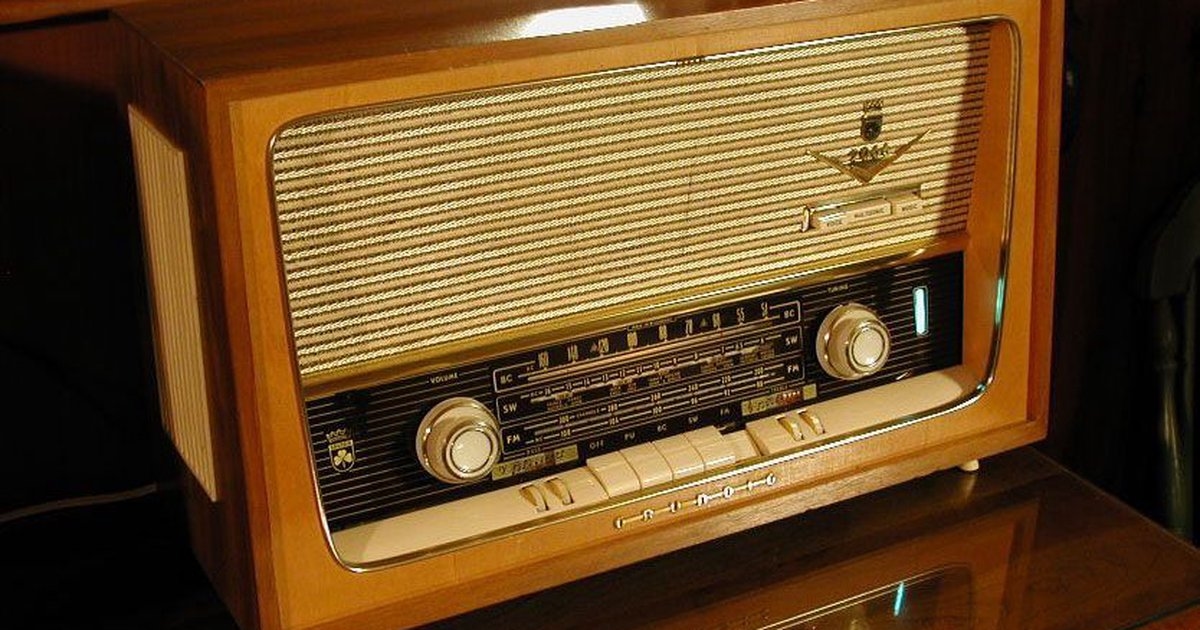 Nostalgia TV/Radio: Mengingat Kembali Acara Radio Malam Era 2000-an di Jateng yang Dulu Setia Nemanin Tidur