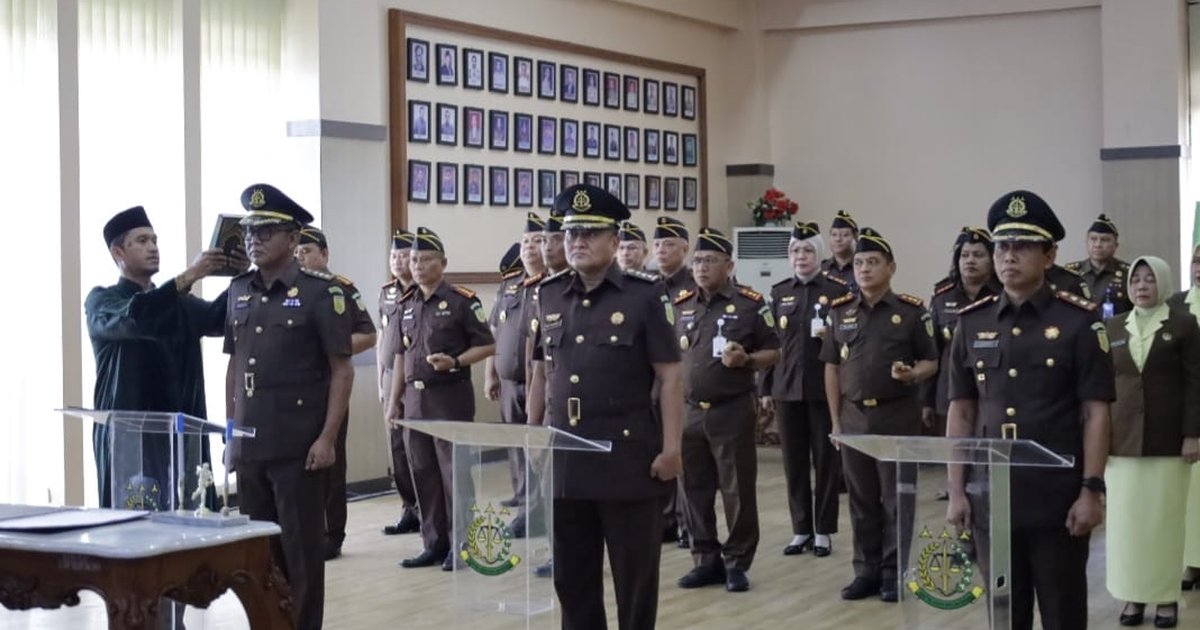 Perkuat Intelijen dan Pengawasan, Kejati Jateng Lantik Tiga Pejabat Baru