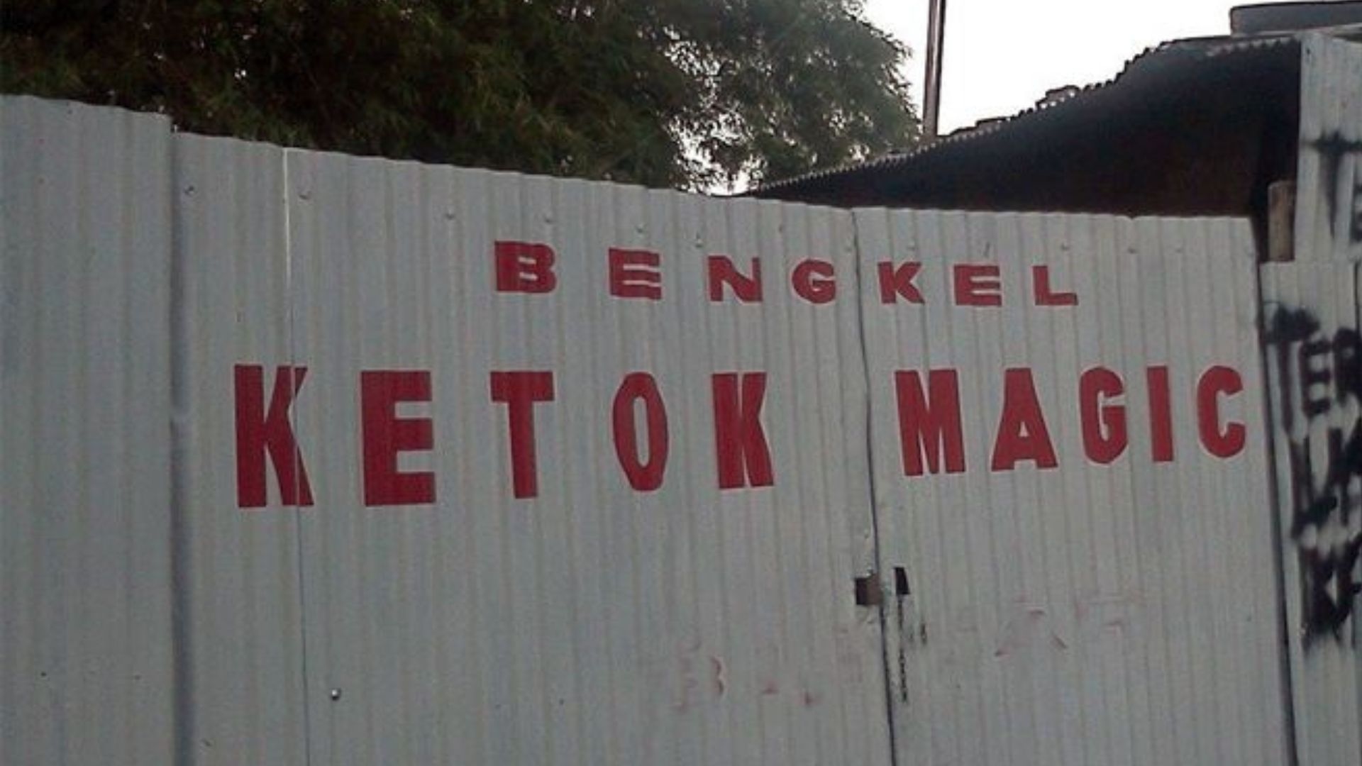 Mengapa Pintu Bengkel Ketok Magic Selama Ini Tertutup? Ini Jawabannya
