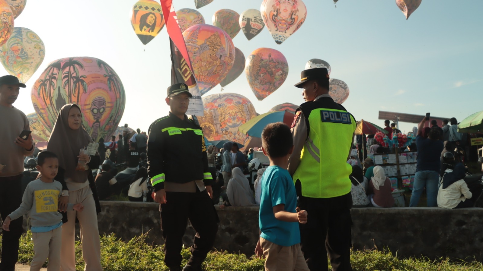 Libur Lebaran, Polres Wonosobo Pastikan Jalur Dieng Aman Saat Festival Balon 
