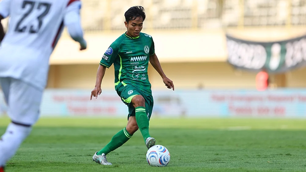 Prediksi Skor Dewa United vs PSS Sleman: Super Elang Jawa Memburu Kemenangan Perdana