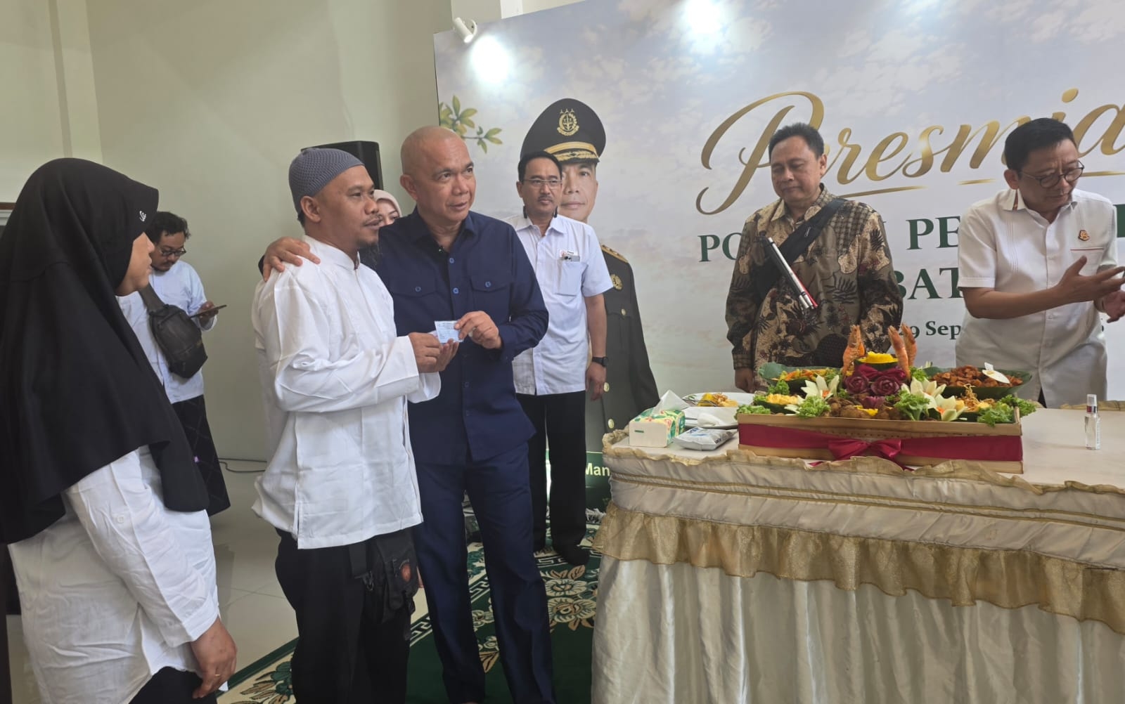 Mengharukan, Jamintel Reda Terisak di Hadapan Ratusan Tunanetra, Kejaksaan Luncurkan Kartu Golongan Darah Braille Pertama di Indonesia