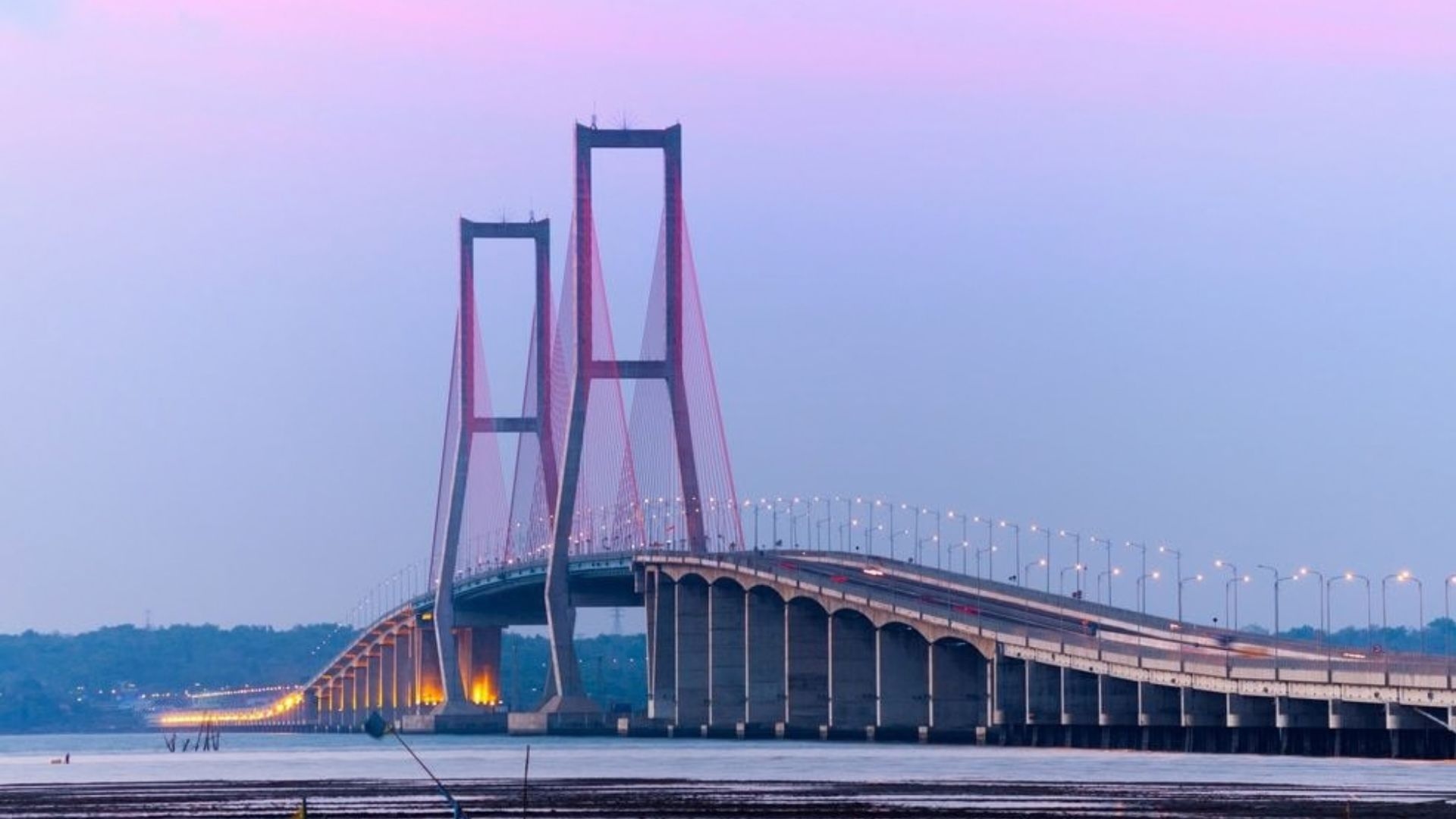Jadwal Lengkap Surabaya Walking Tour Bersukaria Oktober 2026, Dari Alun-Alun hingga Peneleh