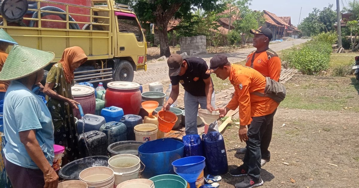 BAGANA Blora Salurkan 8.000 Liter Air Bersih untuk 65 KK Terdampak Kekeringan di Randublatung