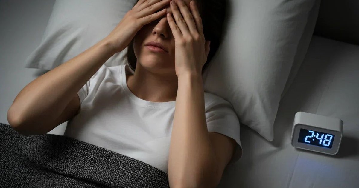 Terbangun Jam 2 Pagi dan Tak Bisa Tidur Lagi? Ini 6 Cara Mengatasinya