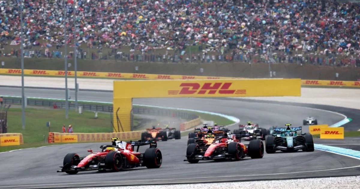 Hasil F1 GP Bahrain di Malaysia 2026: Blunder Ban Ferrari Tak Halangi Lewis Hamilton Tembus Podium