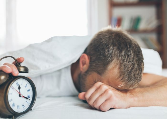 Berikut 5 Penyebab Mengapa Saat bangun Tidur Bisa Merasakan Sakit Secara Tiba-tiba