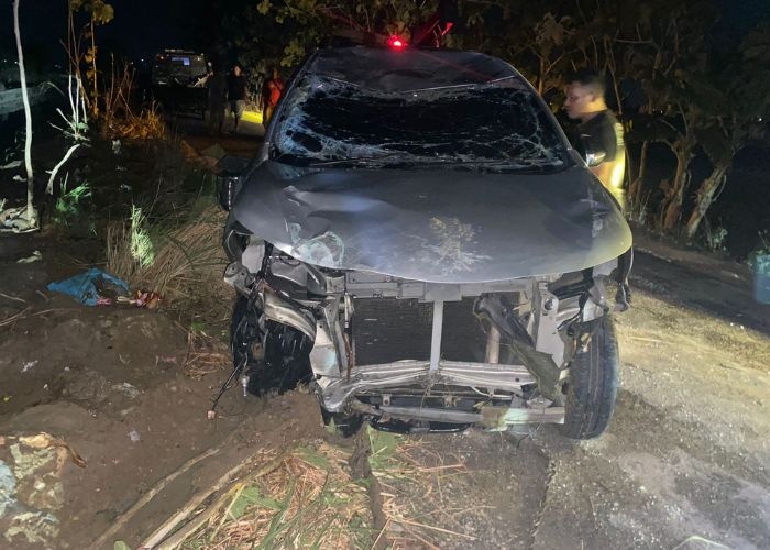 Berusaha Kabur dari Kejaran Bea Cukai Kudus, Mobil Avanza Pengangkut Rokok Ilegal Terperosok ke Sungai