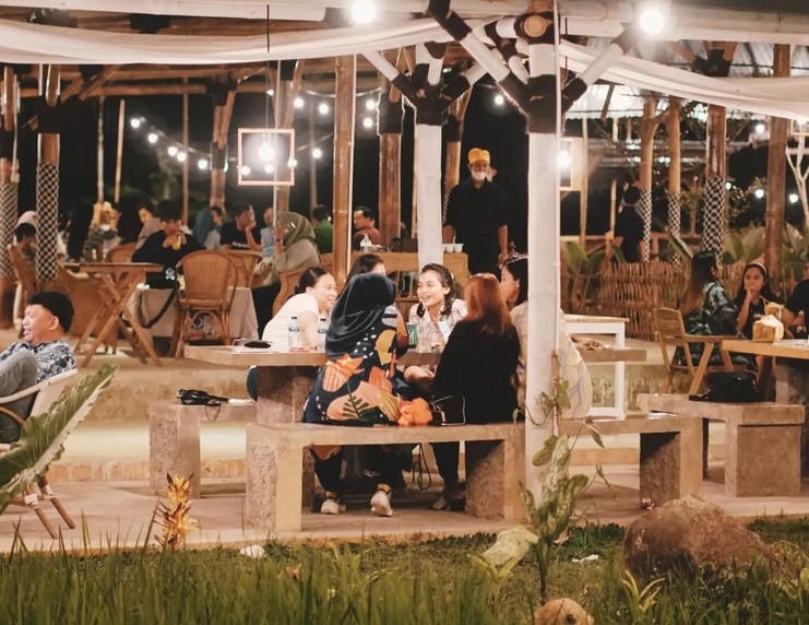 Daftar 4 Kafe dengan Ruang Terbuka Bertema Alam di Sentul yang Jadi Pilihan Tongkrongan