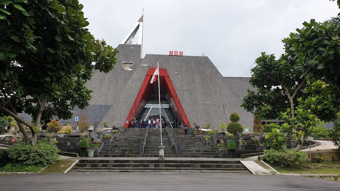Museum Gunung Merapi (MGM), Tempat Belajar Sejarah Gunung Merapi Sekaligus Menikmati Suasana Alam