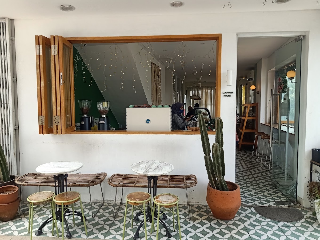 Sedang Berada di Tangerang dan Bingung Cari Tempat Tongkrongan, Berikut 4 Rekomendasi Cafe Instagramable yang Ada di Kawasan BSD