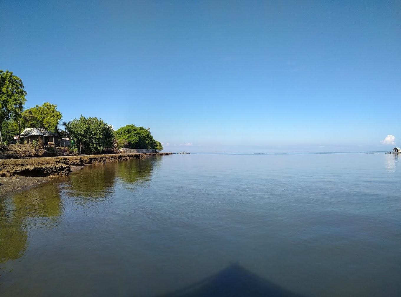Wisata Alam Menikmati Keindahan Pemandangan dan Kegembiraan di Pantai Pathek Situbondo, Jawa Timur