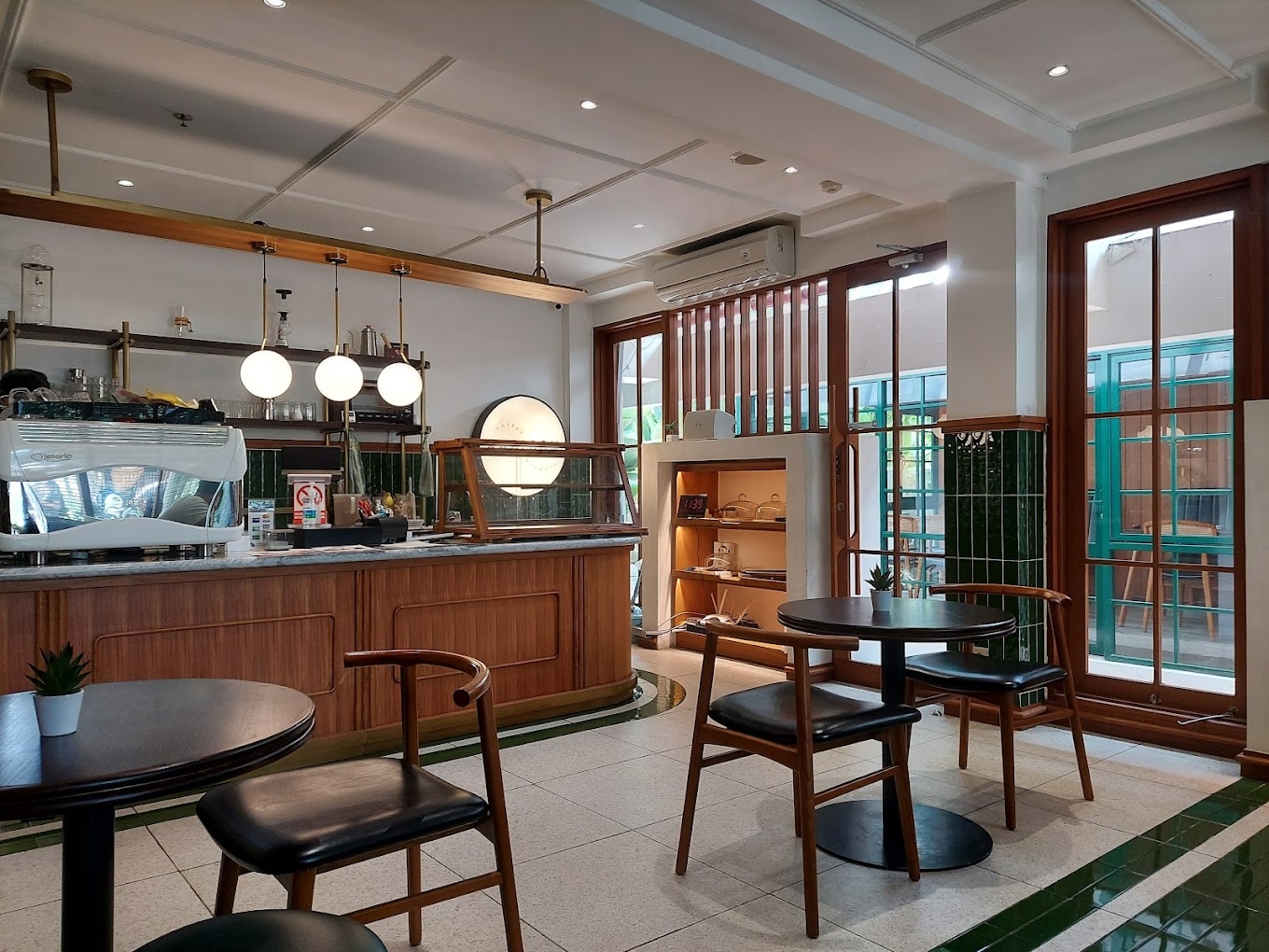 Menemukan Tempat Nongkrong dan Tempat Kerja Nyaman Untuk WFC di Cafe Daerah Menteng Jakarta, Berikut 6 Rekomendasinya