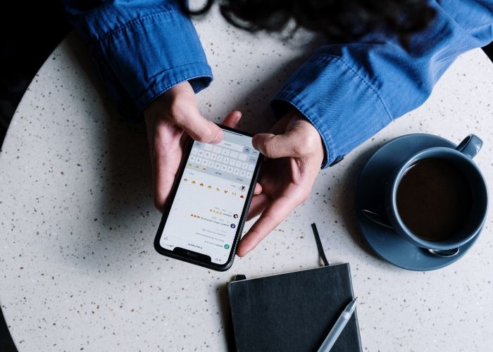 Panduan Mudah dan Singkat: Cara Download Status WhatsApp dengan Berbagai Metode