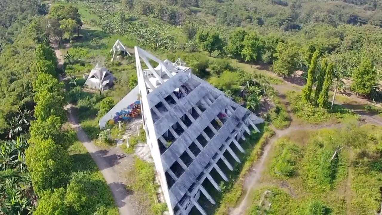 Misteri dan Keangkeran Piramida Rowosari: Destinasi Wisata Alternatif dengan Kisah yang Tak Terungkap