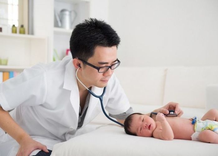 Menjadi Dokter Spesialis Anak: Cita-cita, Perjalanan Karir dan Tanggung Jawab Utama