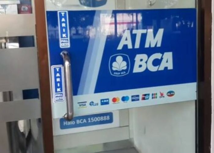 Panduan Lengkap: Kode, Cara Transfer, dan Biaya Transfer Bank BCA