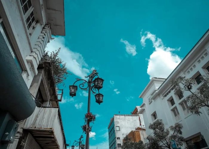 Eksplorasi Tempat Angker dan Misteri serta Serunya Mengunjungi Wisata Mistis di Kota Bandung