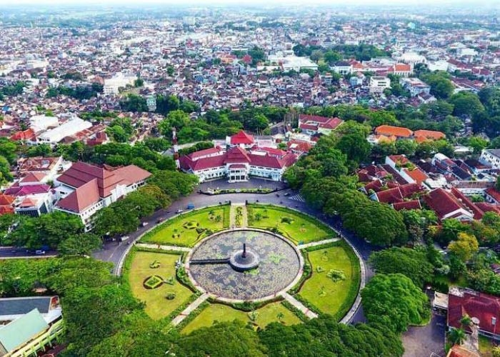Mengulik Kota Malang: Jejak Sejarah, Pendidikan yang Gemilang, dan Pesona Alam