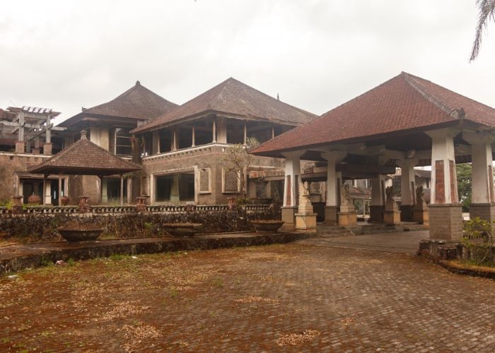 Misteri Hotel Pondok Indah Bedugul: Kisah Angker di Balik Ketenangan Bali