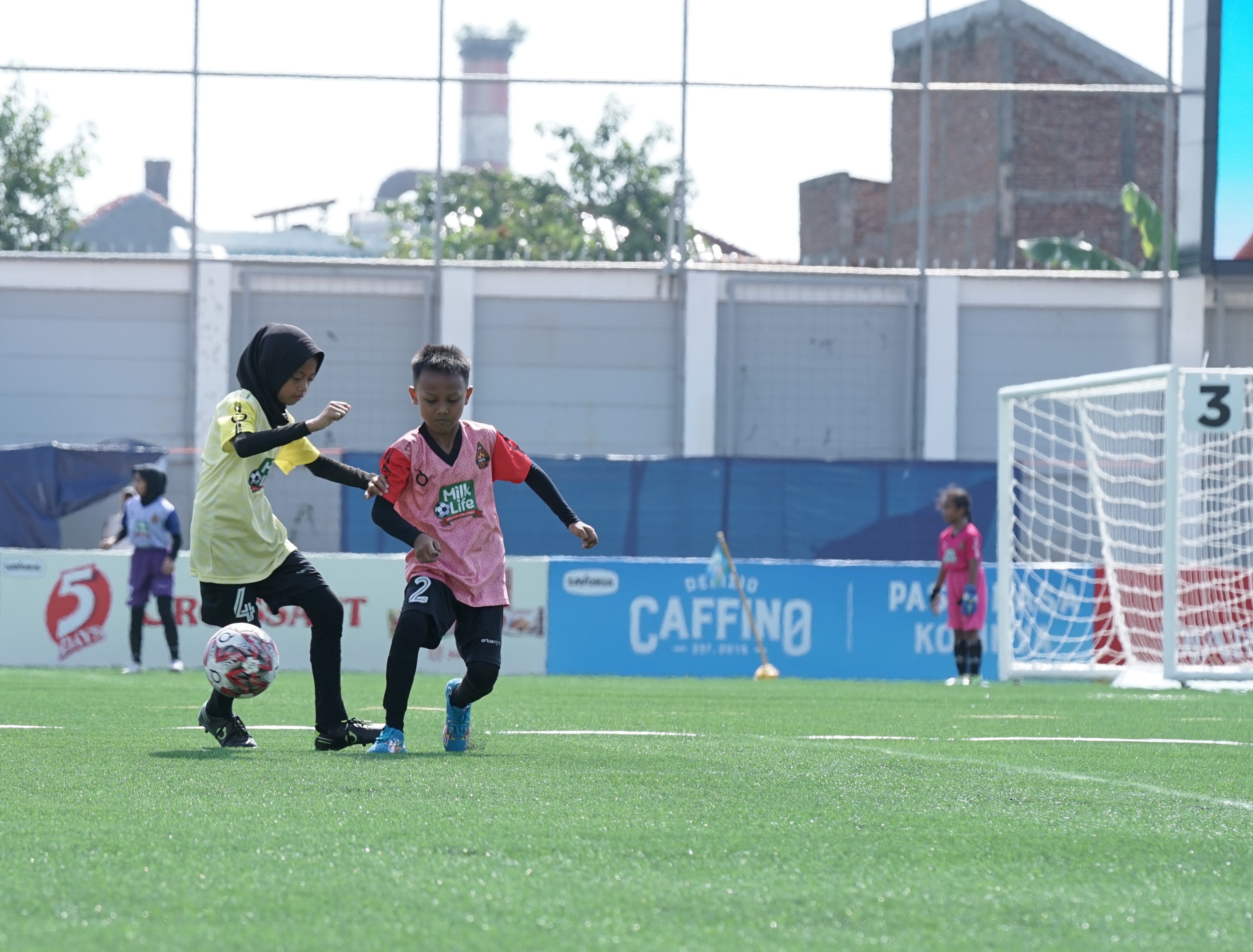 Akselerasi Peningkatan Kemampuan Pesepak Bola Putri, MilkLife Soccer Challenge 2023 Batch 3 Digelar