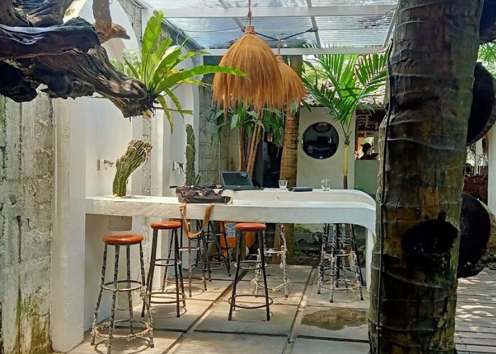 Nikmati Cafe dengan Suasana Bali di Kediri: 5 Tempat Nongkrong Terbaik yang Wajib Kamu Coba di Tahun 2024 Ini