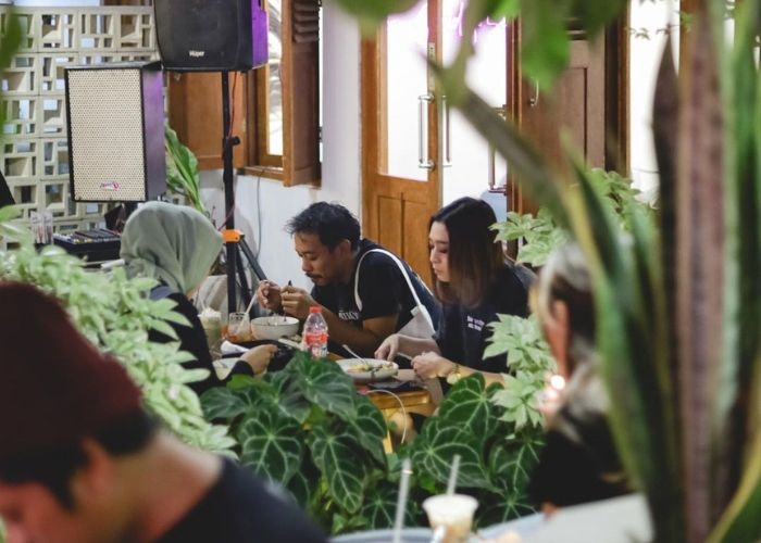 Menikmati Keindahan Tempat Nongkrong di Cafe-Cafe Instagramable Madiun, Berikut Rekomendasinya (Bagian 1)