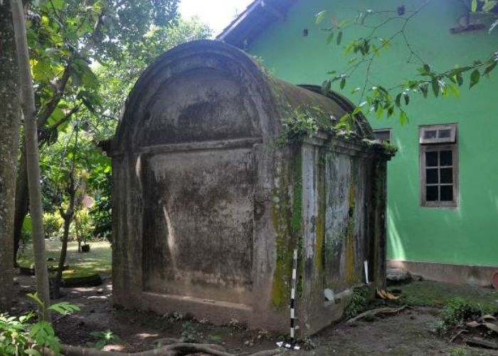 Gedung Bersejarah: Omah Demamit, Jejak Sejarah di Pekarangan Bapak Agus Subiyanto