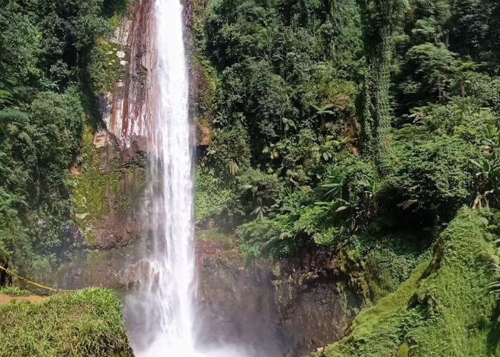 Misteri Curug Seribu Bogor: Keindahan Alam yang Dibayangi Cerita Mistis dan Mitos yang Tersembunyi