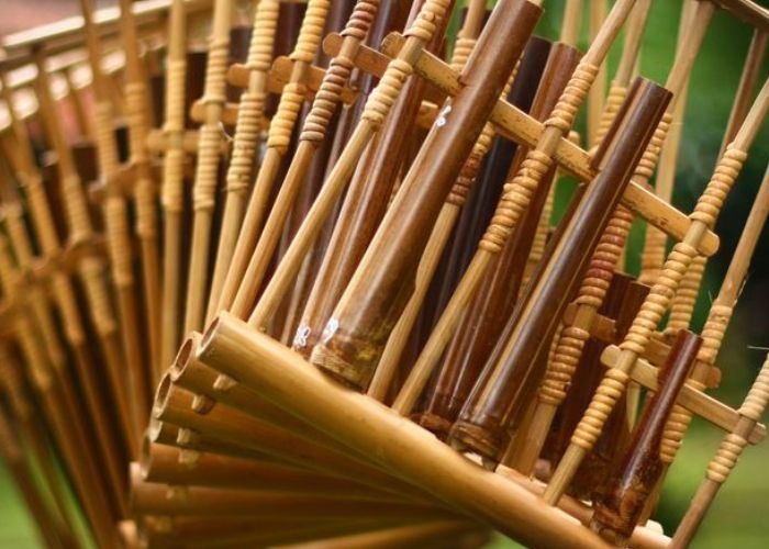 Sejarah dan Perjalanan Sebuah Kesenian: Angklung, Memahami Keajaiban Alat Musik Tradisional Indonesia