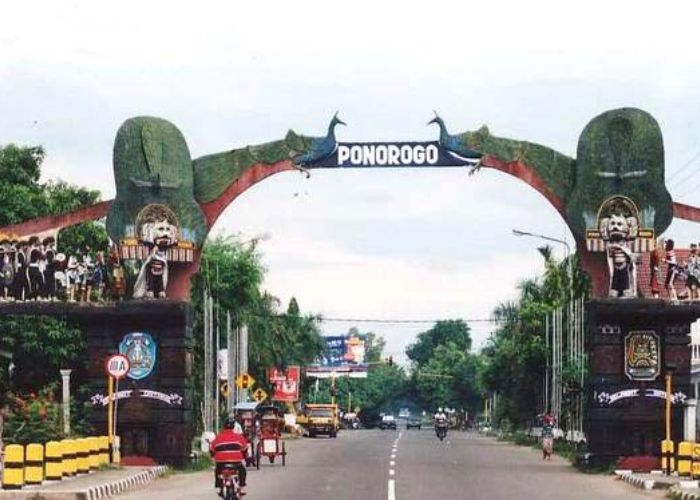 Sejarah Kota Reog Ponorogo: Jejak Warisan Budaya Indonesia yang Mempesona