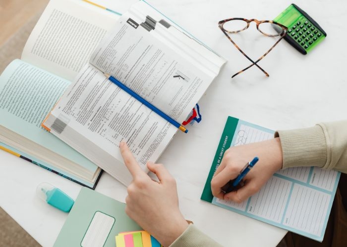 Pendidikan Vibes! 4 Jurusan Kuliah yang Paling Relevan bagi Generasi Z: Menyongsong Karier Cemerlang di Era Digital