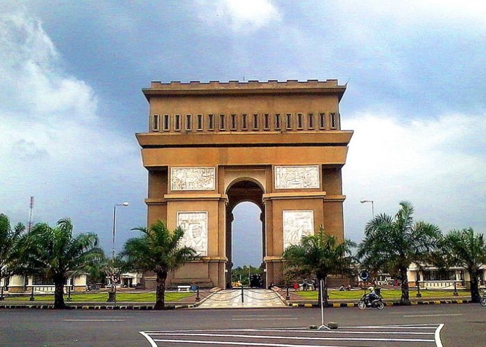 Menguak Misteri dan Mitos Kutukan Kota Kediri: Legenda yang Menyelimuti Para Pemimpin Indonesia