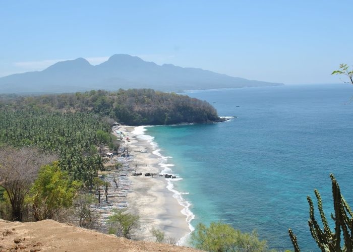 Menjelajahi Bukit Mistis di Indonesia: Misteri dan Keindahan Alam Bukit Asah, Wisata Alam Tersembunyi di Bali