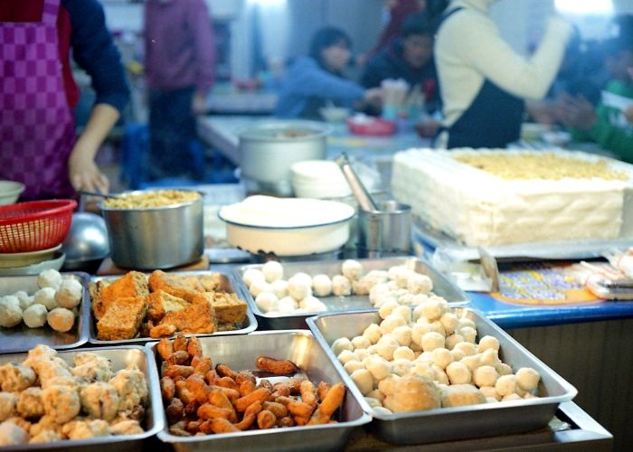 Menikmati Kelezatan Street Food Bandung: Lima Destinasi Wajib untuk Wisata Kuliner di Paris van Java