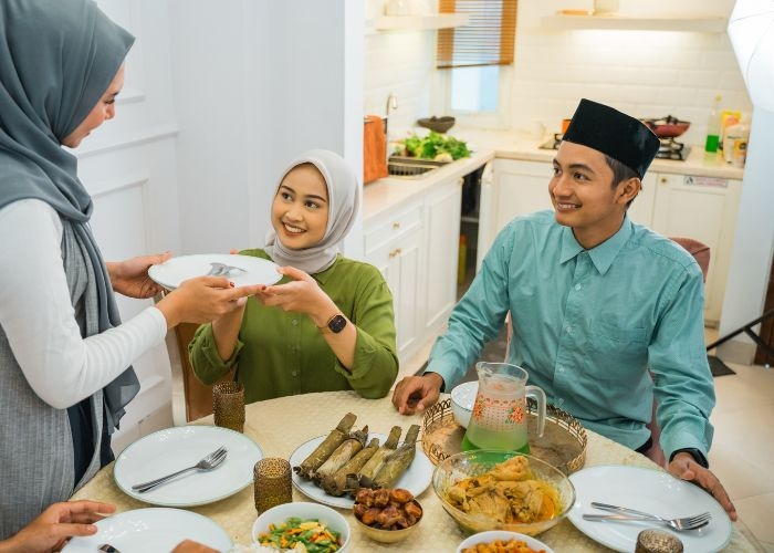 Informasi Seputar Tips Ramadhan: Tips Agar Mampu Menjaga Emosi, Tubuh, dan Pencernaan Saat Menjalankan Ibadah Puasa