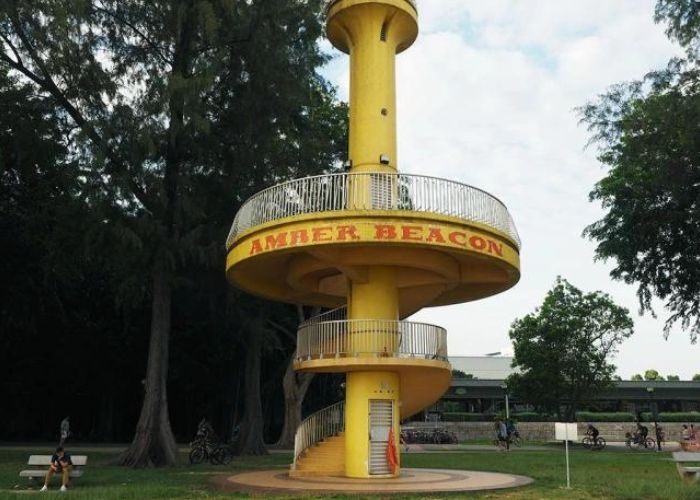 Misteri Menara Amber Beacon Singapura: Di Balik Pesona Alam Pantai yang Indah, Tersembunyi Kisah Angker serta Arwah yang Terjebak