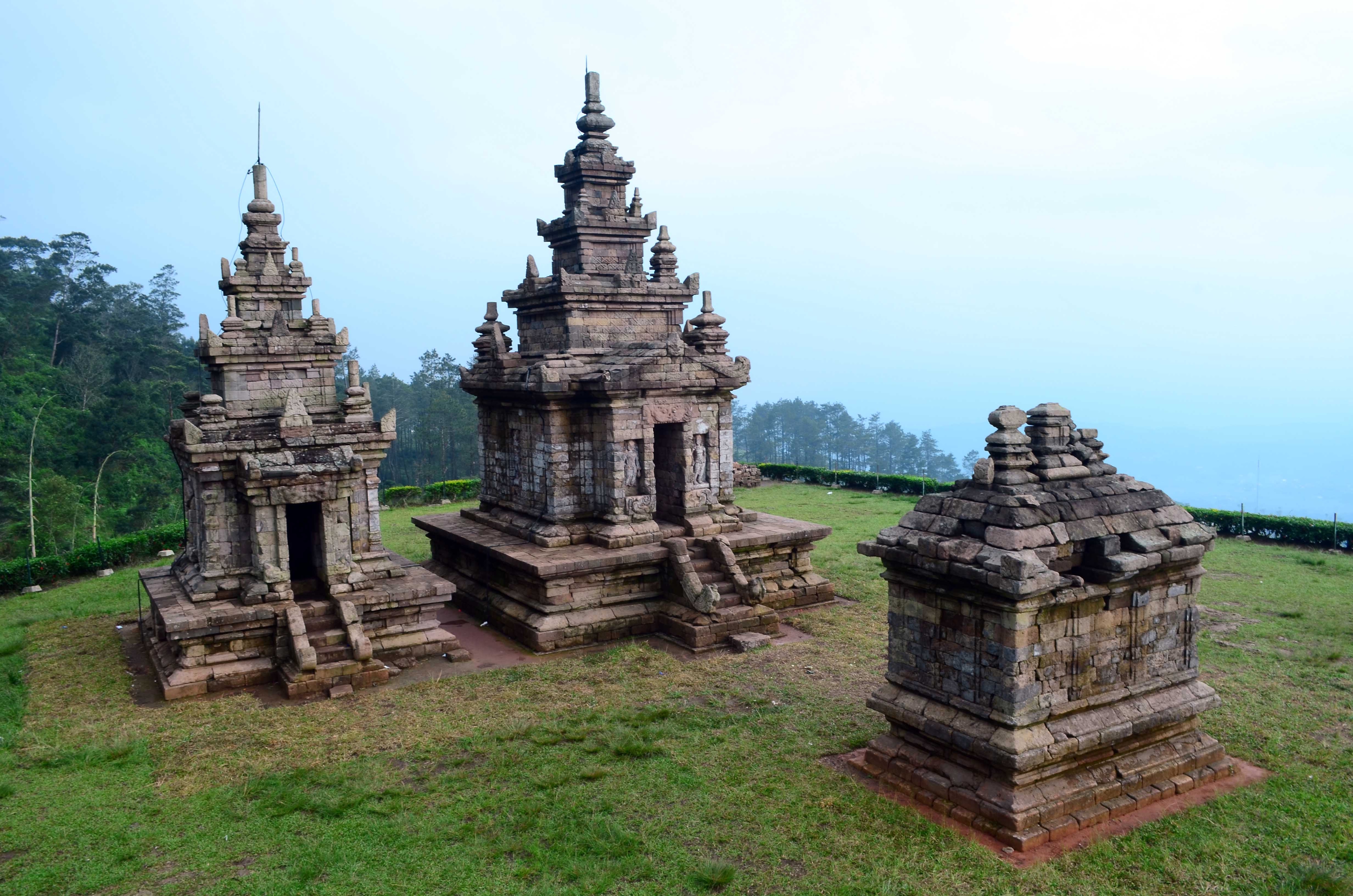 Menjelajahi Keindahan Candi Gedong Songo, Menikmati Wisata Alam dan Arsitektur Klasik Hindu di Lereng Gunung Ungaran