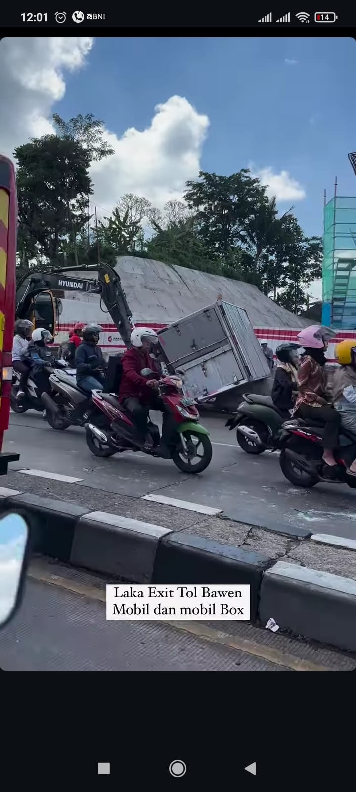 BREAKING NEWS! Kecelakaan Beruntun Kembali Terjadi di Lampu Merah Exit Tol Bawen Kab Semarang Jumat 5 Juli 2024