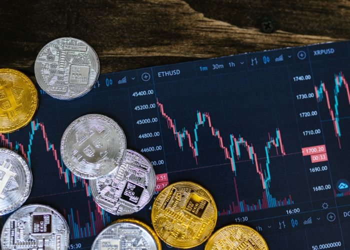 Berita Seputar Market: Harga Bitcoin Terjun Bebas, Apa yang Sebenarnya Terjadi di Pasar Kripto?