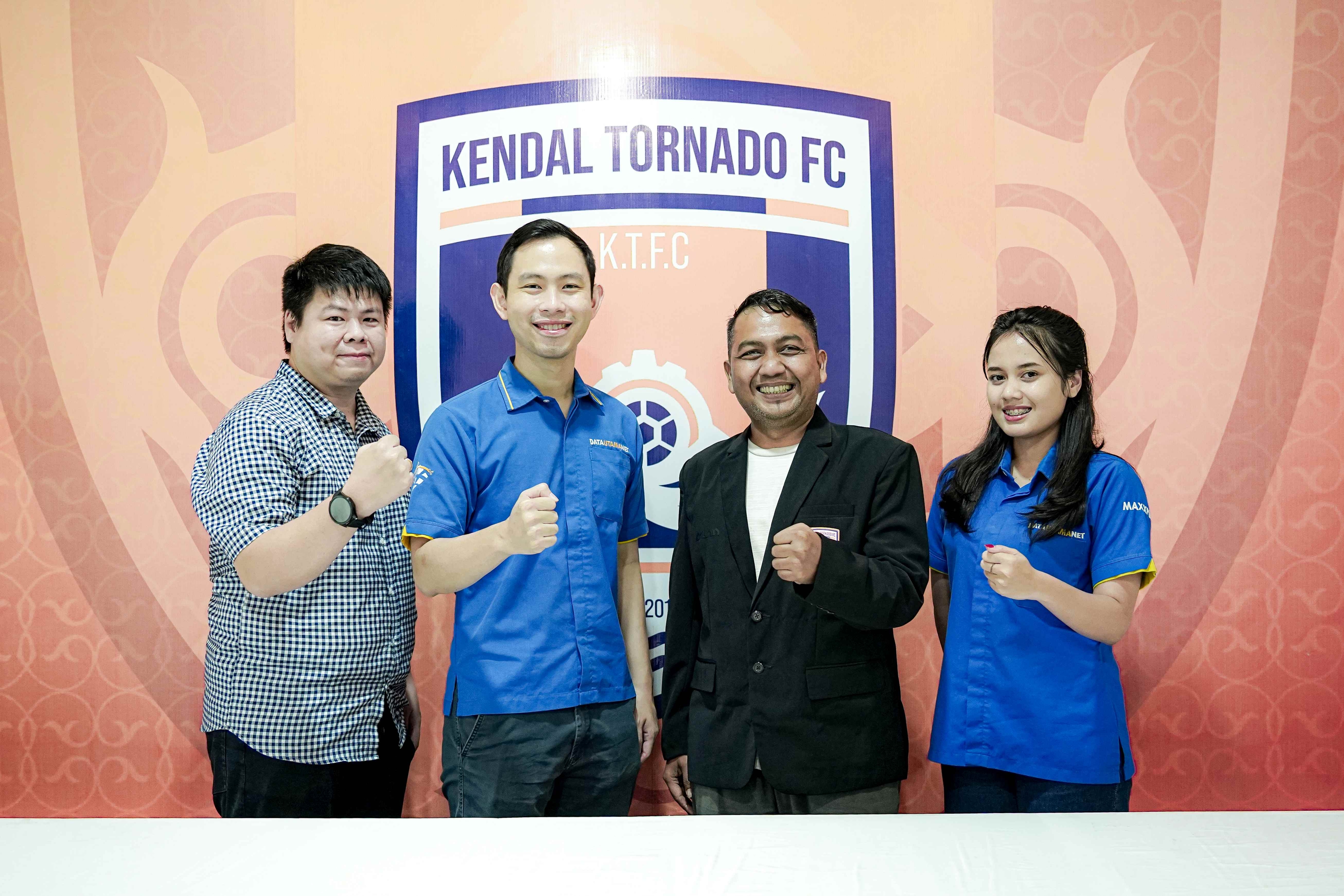 Kendal Tornado FC Gandeng DataUtamaNet