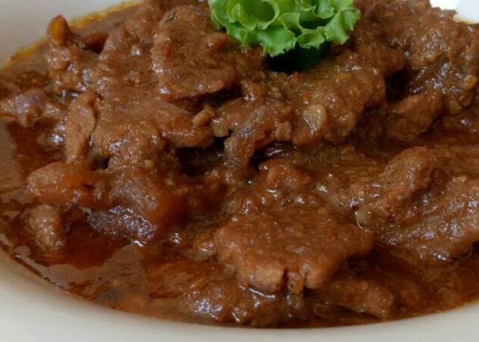 Wajib Coba! Krengsengan, Kuliner Khas Surabaya yang Nggak Kalah Nikmat dari Rawon dan Lontong Balap!