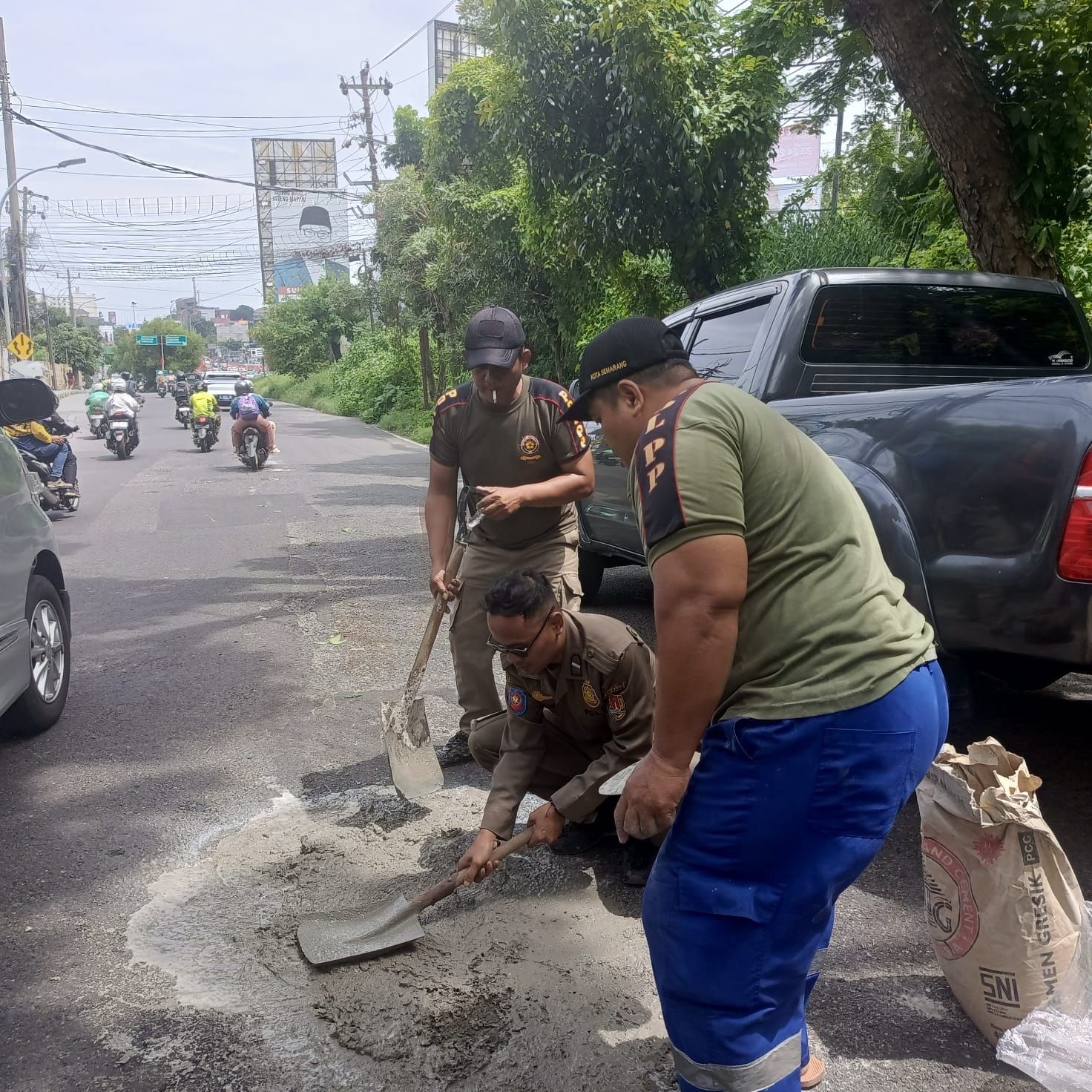 2.300 Luka dan 108 Tutup Usia Akibat Kecelakaan di Kota Semarang, Satpol PP Perbaiki Jalan Berlubang