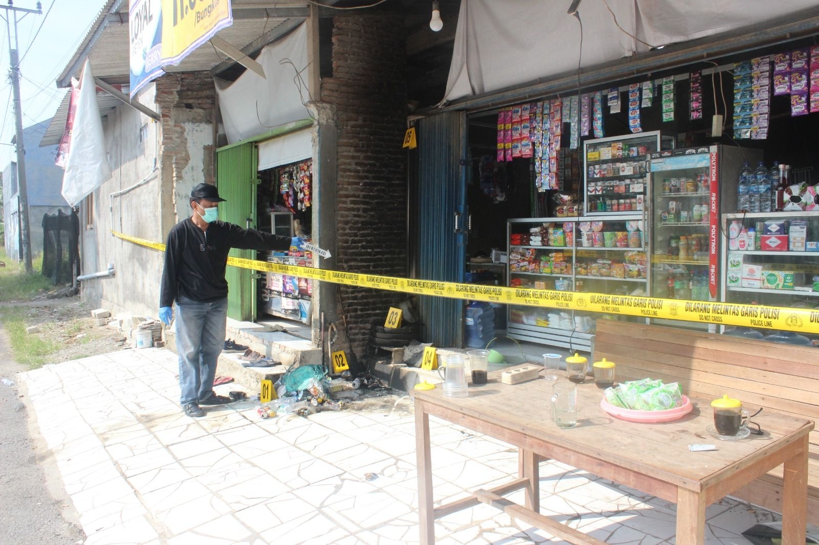 2 Laporan Teguh Istiyanto, Kasus Pengeroyokan Tuntas, Pembakaran Warung Masih Diselidiki