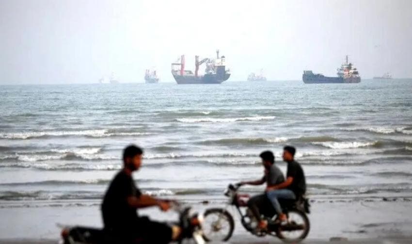 AS Belum Penuhi Syarat Damai, Iran Terus Tutup Selat Hormuz