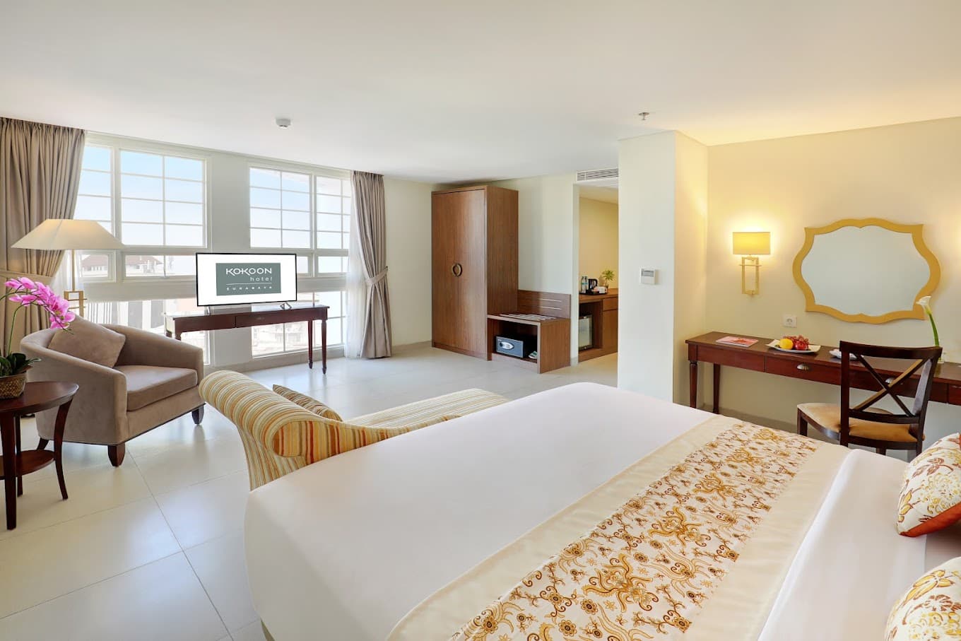 Menginap di Kapsul Futuristik hingga Hotel Kolonial 1910, 8 Hotel Unik Surabaya April 2026 Ini Bikin Betah