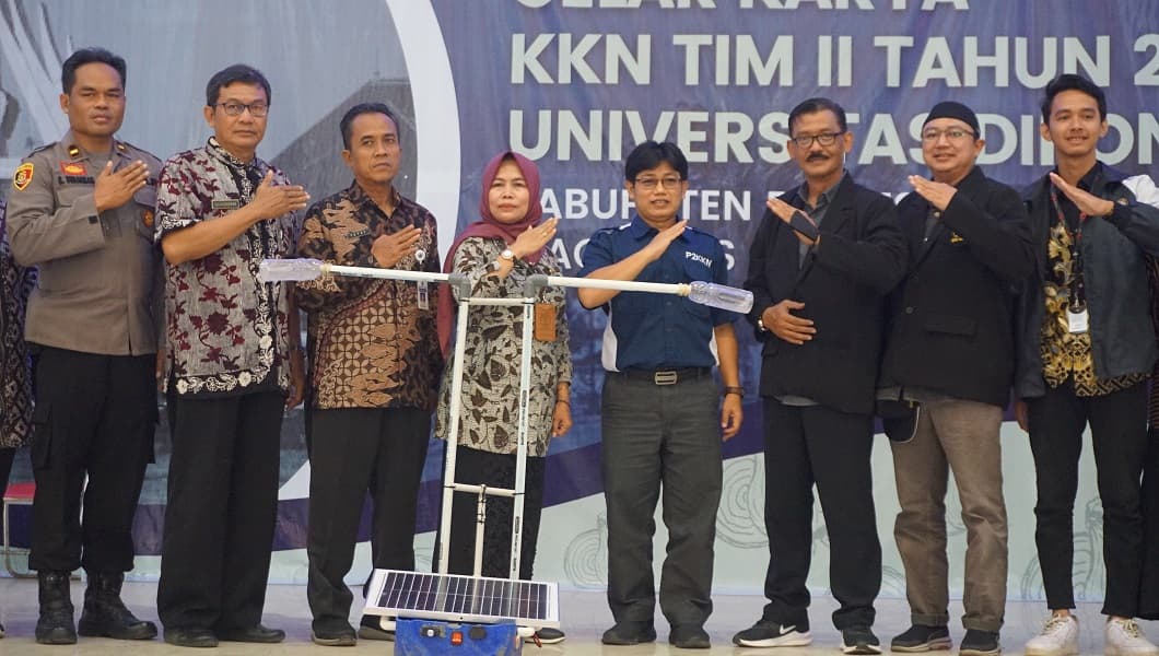 Ciptakan Inovasi Alat Penyiram Bawang Tenaga Surya, Undip Dorong Hilirisasi Teknologi di Bidang Pertanian