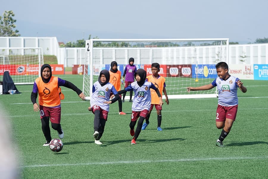 Melangkah Bersama Mengangkat Semangat Sepak Bola Putri Indonesia, MilkLife Soccer Challenge Siap Digelar di 8 Kota